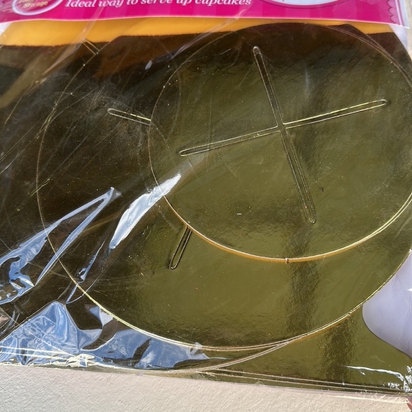 My Party Time 3 tiered cupcake stand - Picture 7 of 7